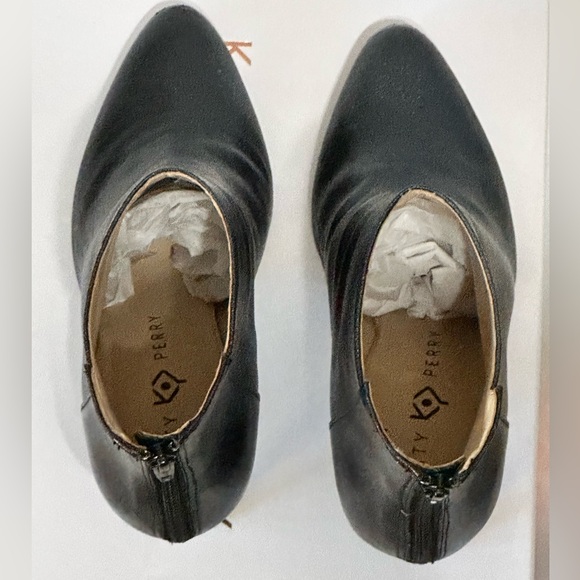 Katy Perry Black Ankle Boots - Picture 6 of 8